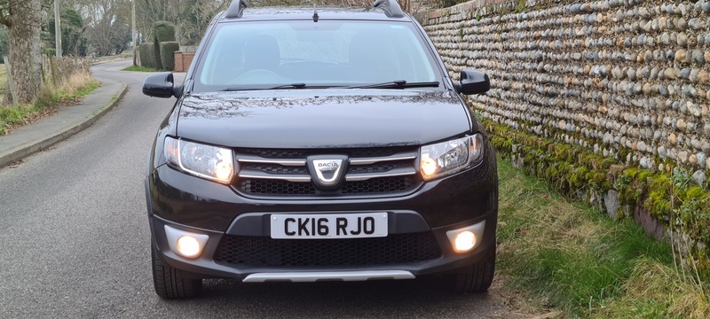 DACIA SANDERO