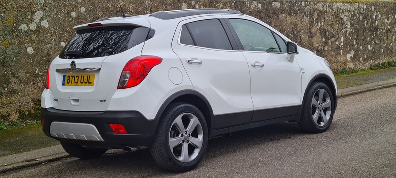 VAUXHALL MOKKA