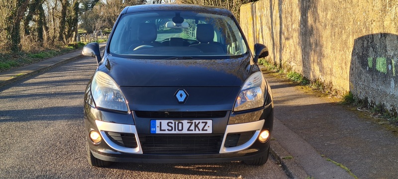 RENAULT SCENIC