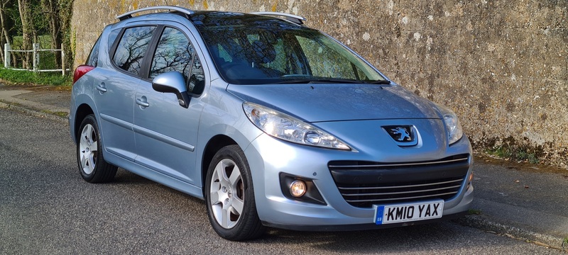 PEUGEOT 207