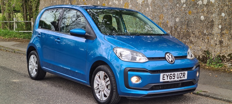 VOLKSWAGEN UP