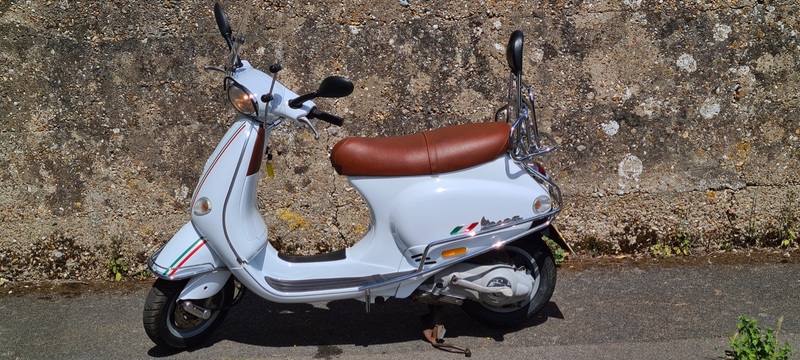 PIAGGIO Vespa