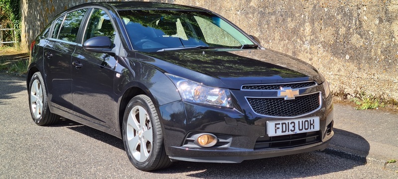 CHEVROLET CRUZE