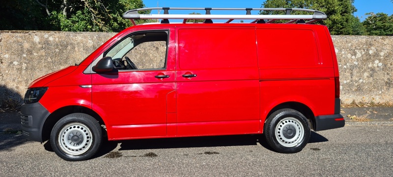 VOLKSWAGEN TRANSPORTER