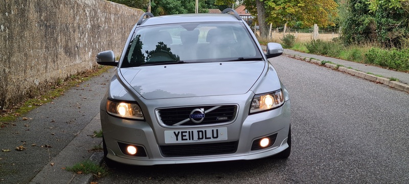 VOLVO V50