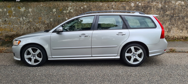 VOLVO V50