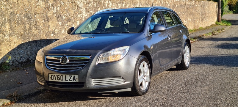 VAUXHALL INSIGNIA