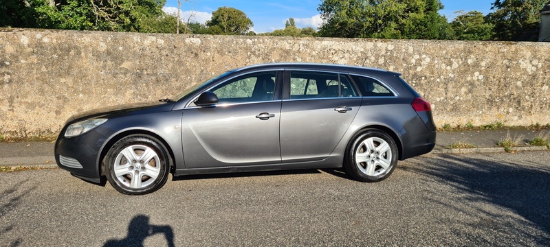 VAUXHALL INSIGNIA