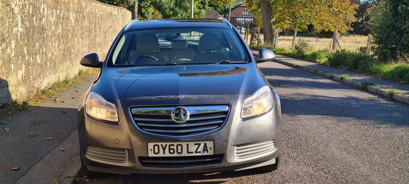 VAUXHALL INSIGNIA