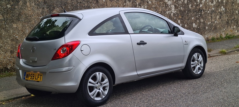 VAUXHALL CORSA