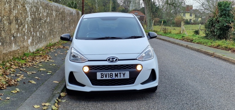 HYUNDAI I10