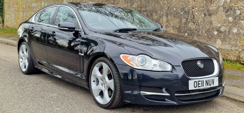 JAGUAR XF