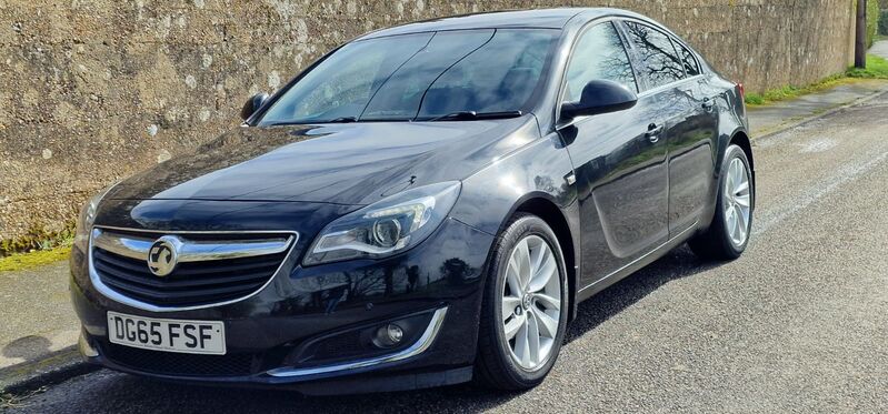 VAUXHALL INSIGNIA