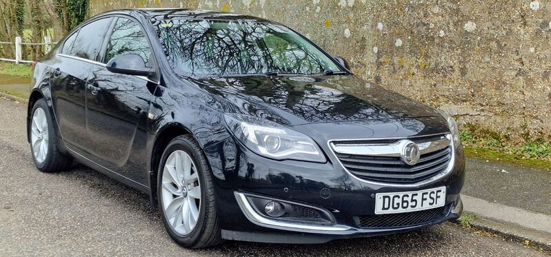 VAUXHALL INSIGNIA