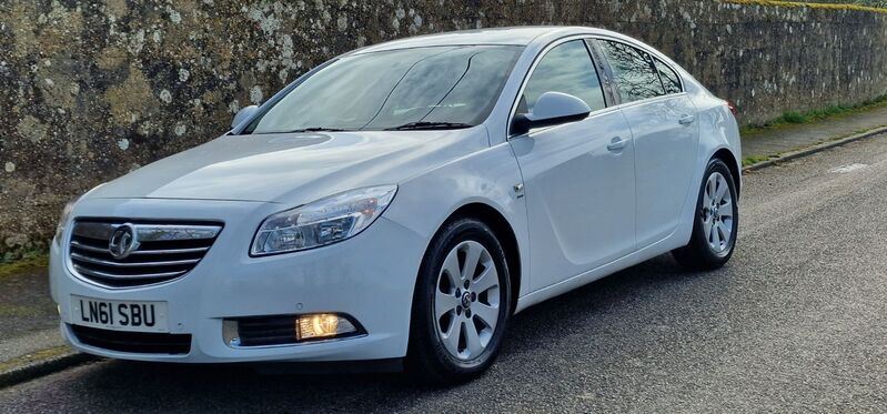 VAUXHALL INSIGNIA