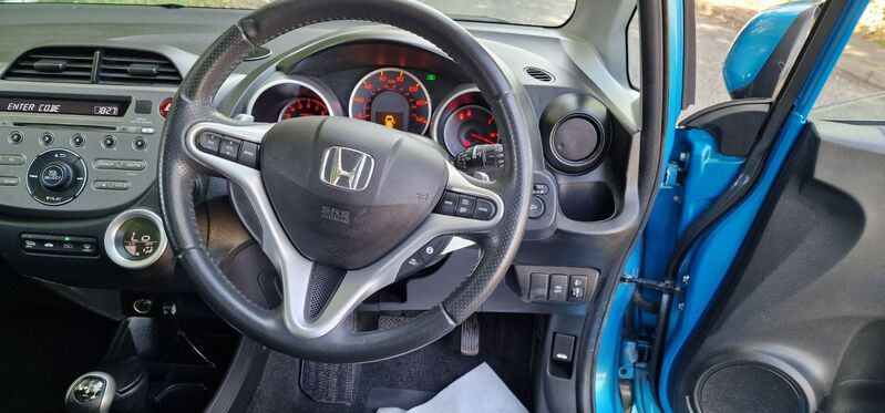 HONDA JAZZ