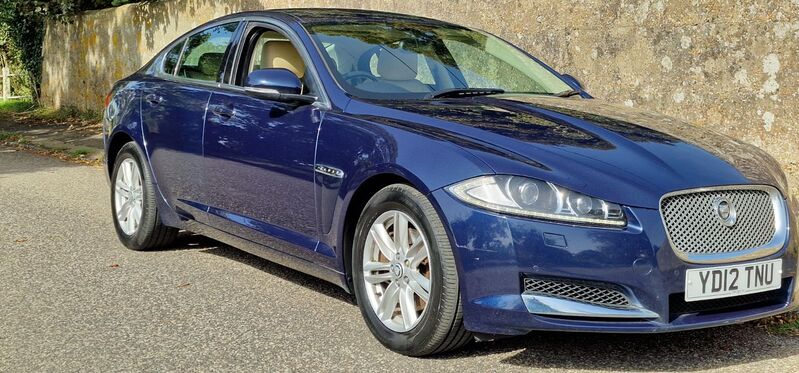 JAGUAR XF