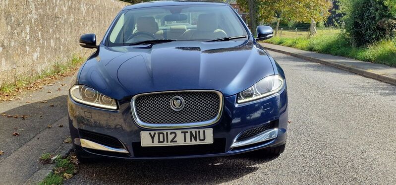 JAGUAR XF