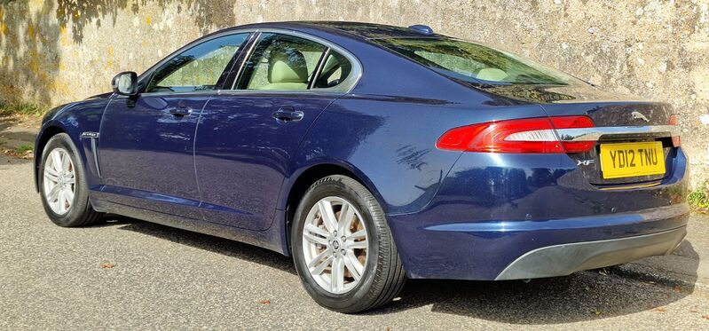 JAGUAR XF